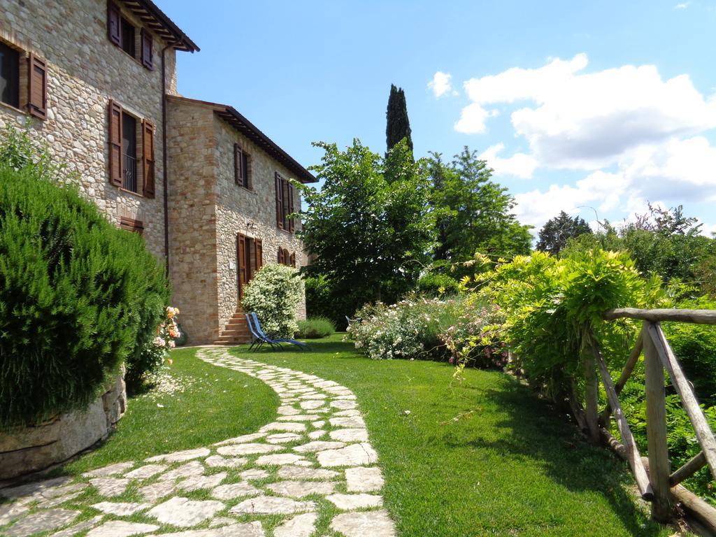 Agriturismo La Torraccia トーディ エクステリア 写真
