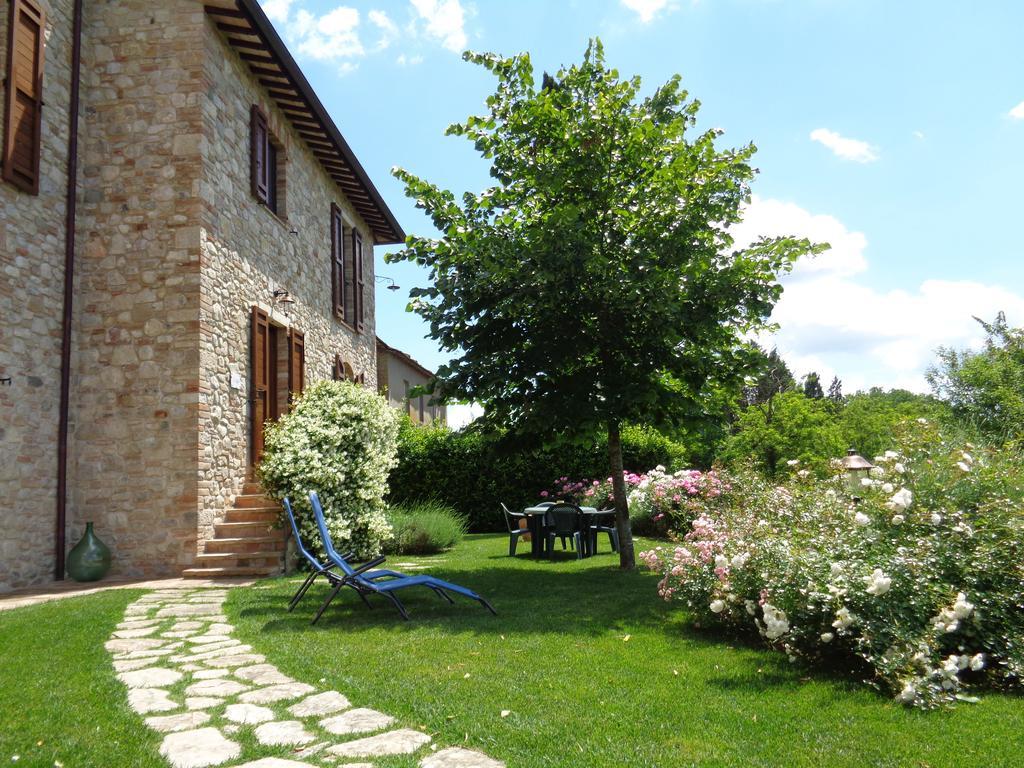 Agriturismo La Torraccia トーディ エクステリア 写真